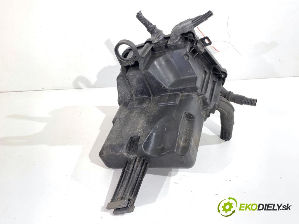 BMW F25 SUV 2013 190 kW xDrive 30 d 2993 skříňka poistková 8509910 (Pojistková skříňka)