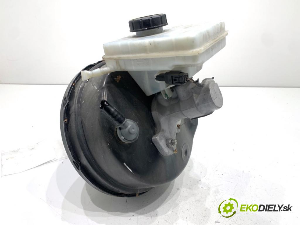 BMW F25 SUV 2013 190 kW xDrive 30 d 2993 posilovač bŕzd 6857869