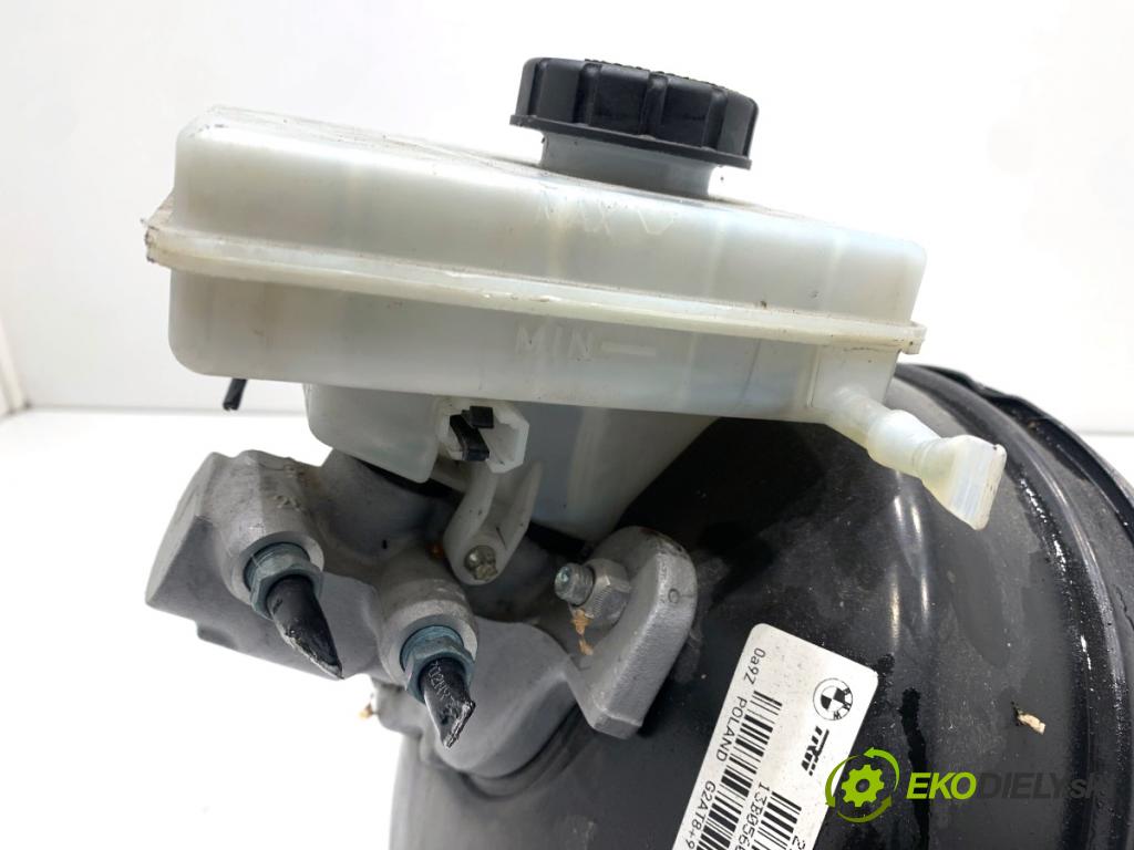 BMW F25 SUV 2013 190 kW xDrive 30 d 2993 posilovač bŕzd 6857869