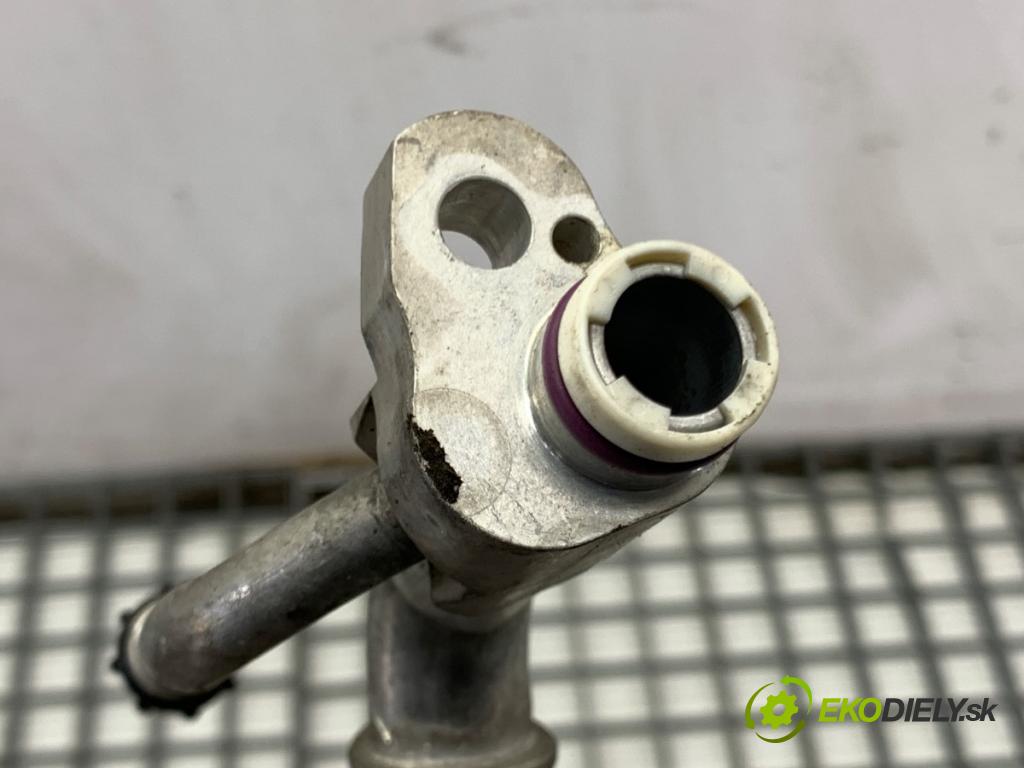 BMW F25 SUV 2013 190 kW xDrive 30 d 2993 rúrka klimatizácie 9249615 (Rúrka klimatizácie)