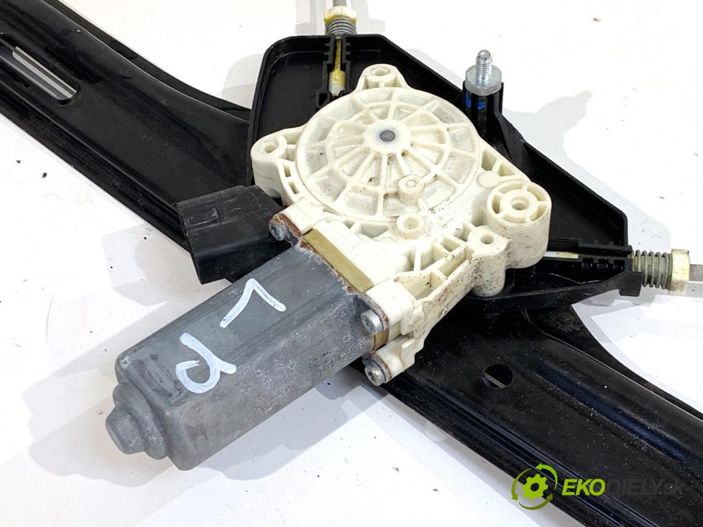 BMW F25 SUV 2013 190 kW xDrive 30 d 2993 Mechanizmus okna ľavy predný