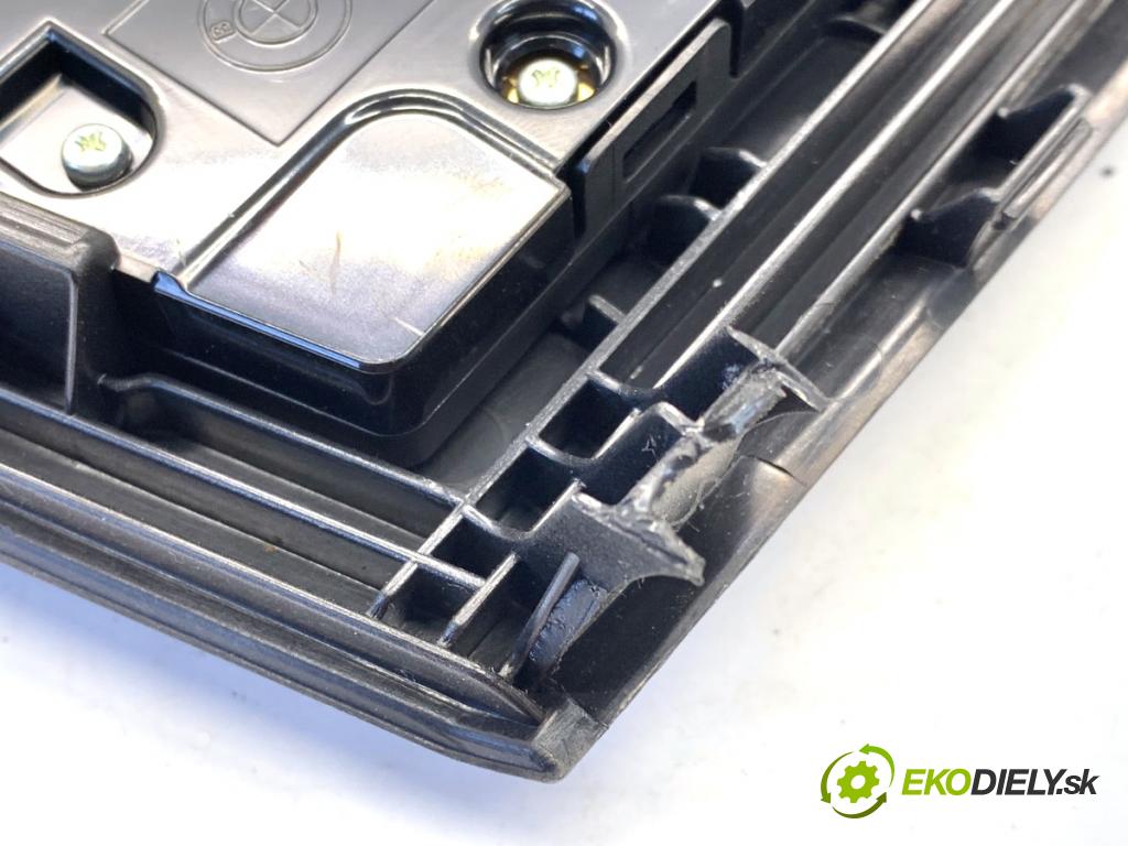 BMW F25 SUV 2013 190 kW xDrive 30 d 2993 Panel ovládania kúrenia 9289958 (Prepínacie páčky pod volantom)