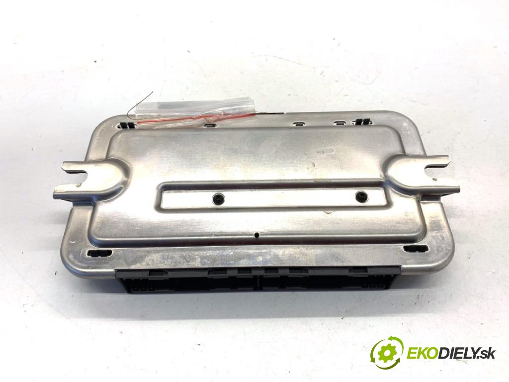 BMW F25 SUV 2013 190 kW xDrive 30 d 2993 Modul svetiel 9290014 (Riadiaca jednotka ostatné)