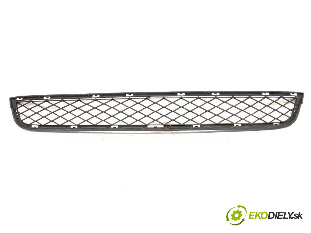 BMW F25 SUV 2013 190 kW xDrive 30 d 2993 Mriežky nárazníka predný 7210462 (Mriežka predná (maska chladiča))