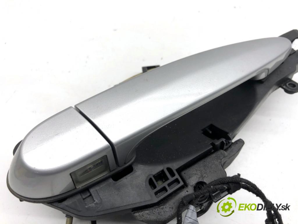 BMW F25 SUV 2013 190 kW xDrive 30 d 2993 Kľučka vonkajšia pravy predný