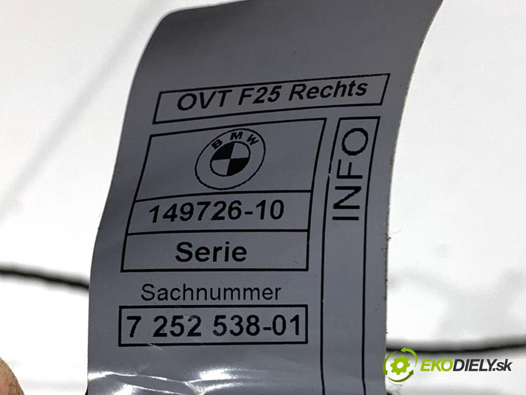 BMW F25 SUV 2013 190 kW xDrive 30 d 2993 klika vnejší pravý zadní část
