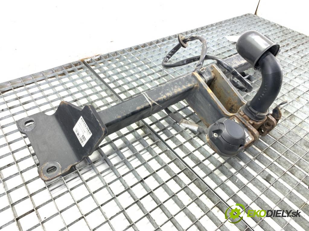 BMW F25 SUV 2013 190 kW xDrive 30 d 2993 Hák ťažné zariadenie  (Ťažné zariadenie)