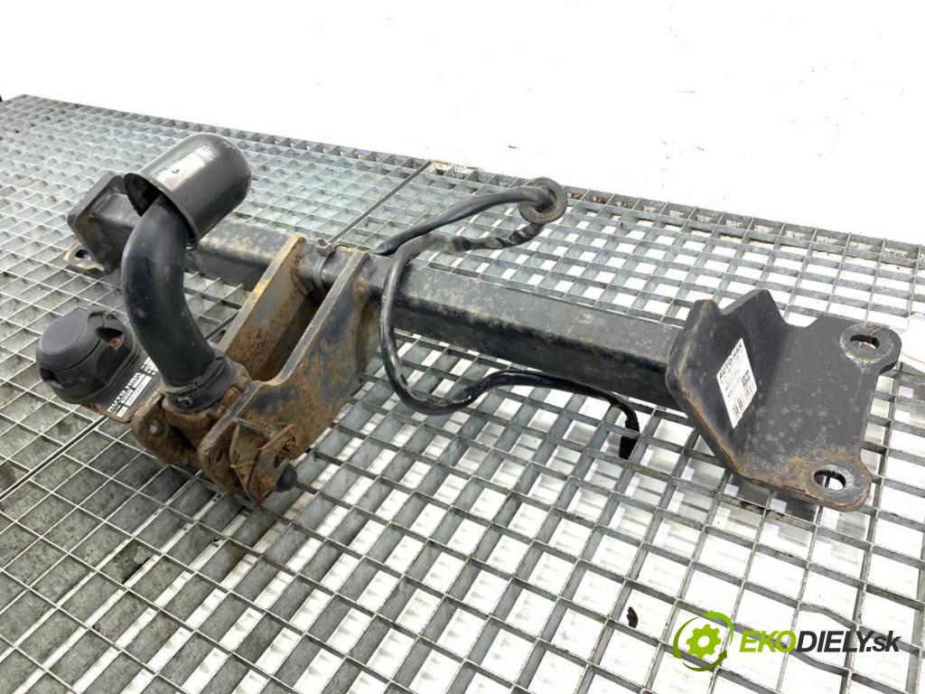 BMW F25 SUV 2013 190 kW xDrive 30 d 2993 Hák ťažné zariadenie  (Ťažné zariadenie)