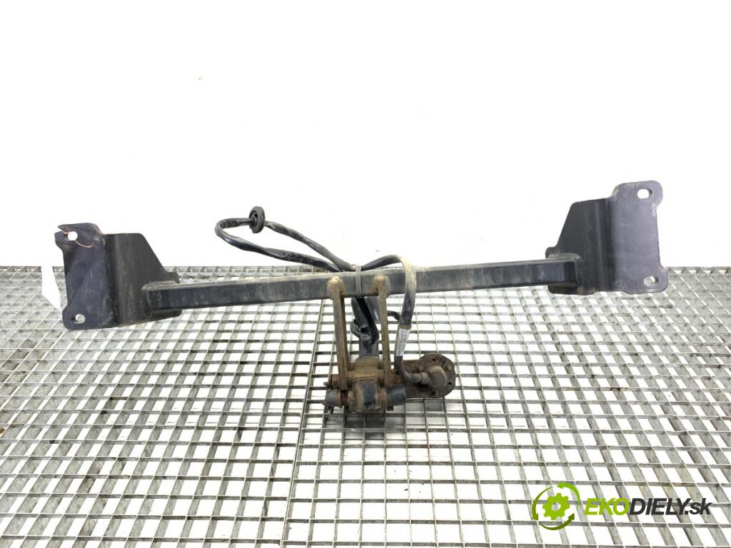 BMW F25 SUV 2013 190 kW xDrive 30 d 2993 Hák ťažné zariadenie  (Ťažné zariadenie)