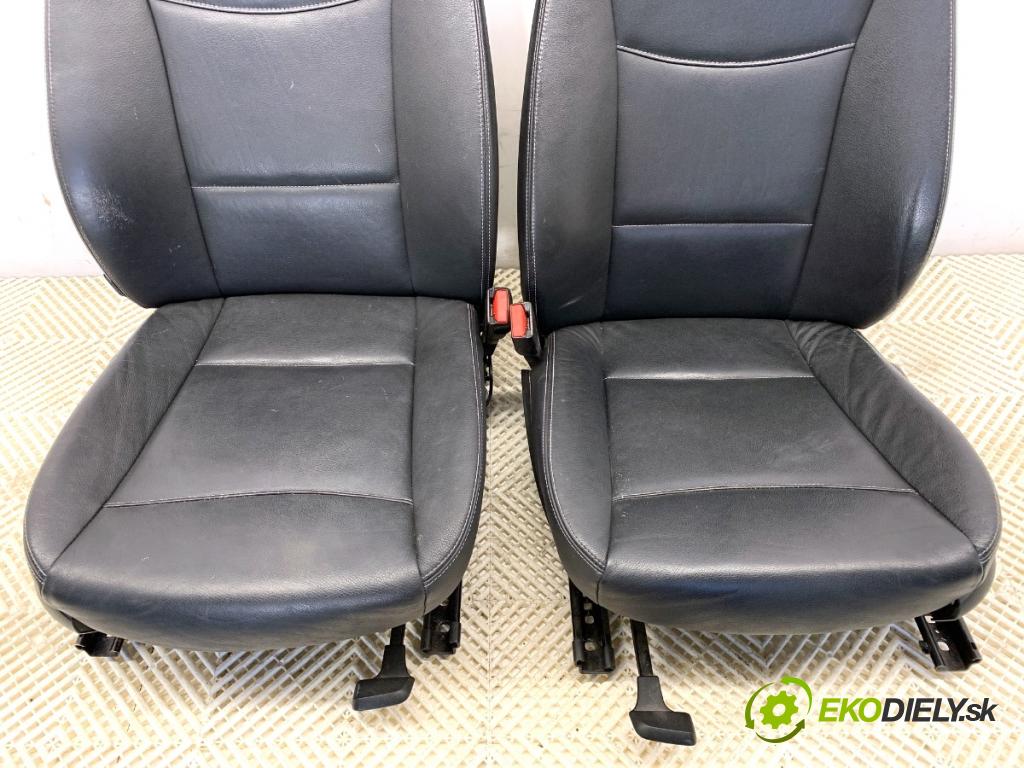 BMW F25 SUV 2013 190 kW xDrive 30 d 2993 Sedadlá, sedačky Sedadlo bočné