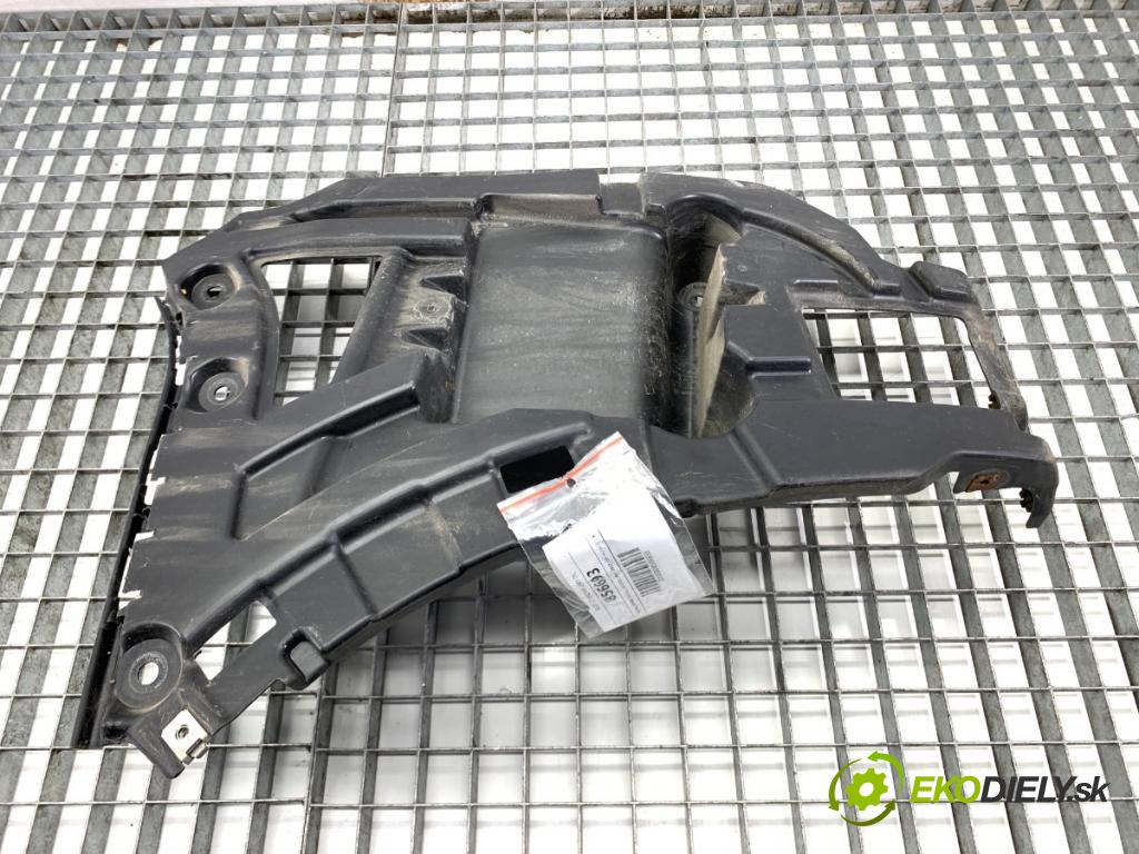 BMW F25 SUV 2013 190 kW xDrive 30 d 2993 úchyt nárazníka levý zadní část 7210077