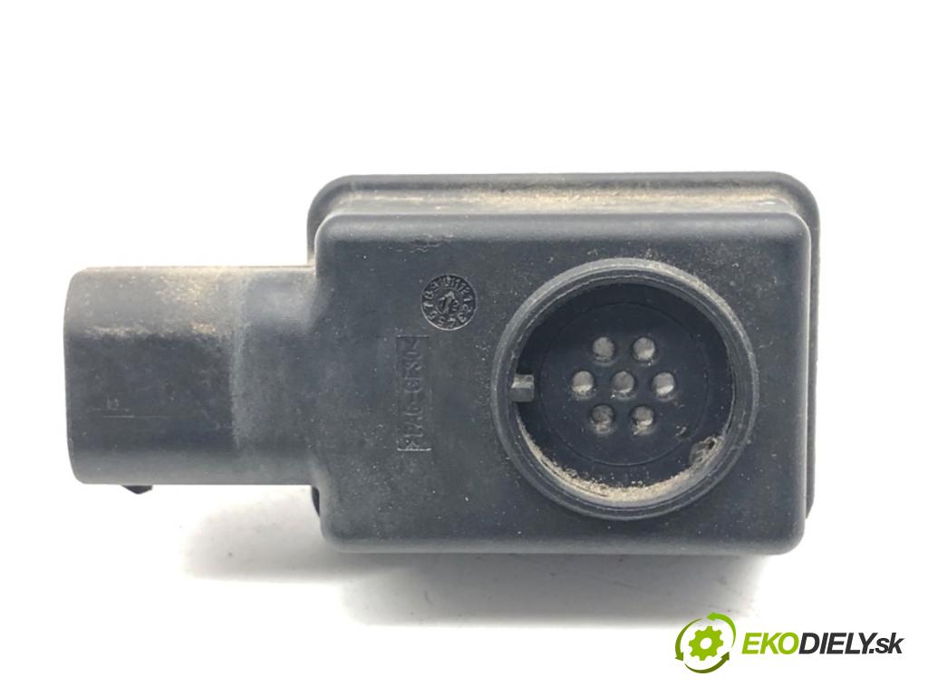 BMW F25 SUV 2013 190 kW xDrive 30 d 2993 Snímač kvality vzduchu 9305877