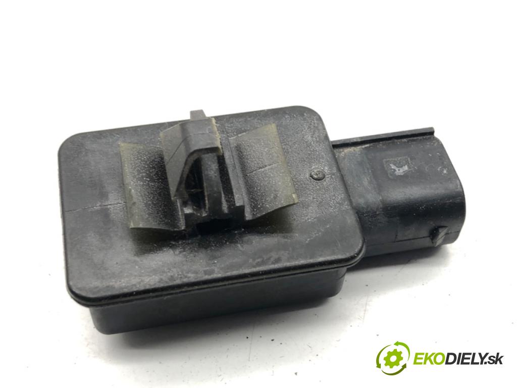 BMW F25 SUV 2013 190 kW xDrive 30 d 2993 Snímač kvality vzduchu 9305877