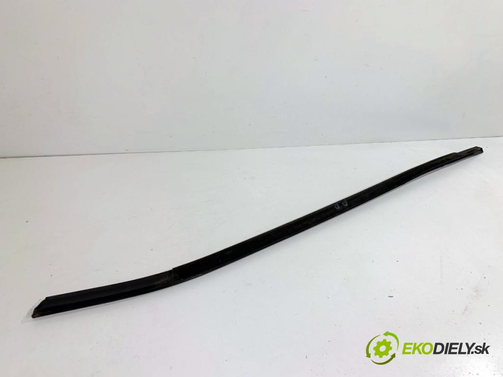 BMW F25 SUV 2013 190 kW xDrive 30 d 2993 lišta Sbírání: přední část pravý