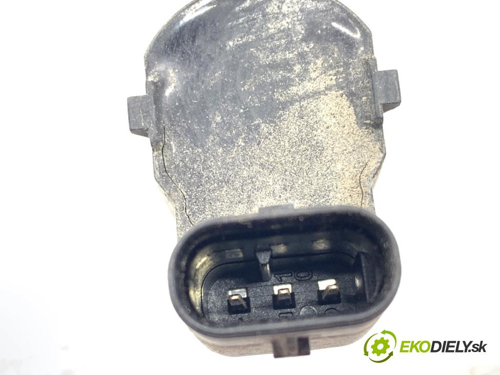 BMW F25 SUV 2013 190 kW xDrive 30 d 2993 snímač PDC 9270700