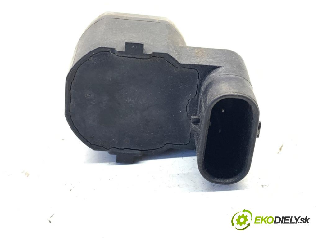 BMW F25 SUV 2013 190 kW xDrive 30 d 2993 snímač PDC 9270700