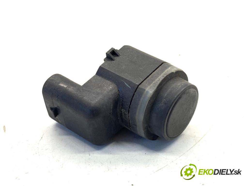 BMW F25 SUV 2013 190 kW xDrive 30 d 2993 snímač PDC 9270700