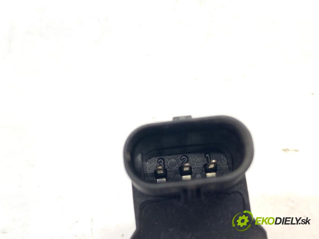 BMW F25 SUV 2013 190 kW xDrive 30 d 2993 Snímač PDC 9270700