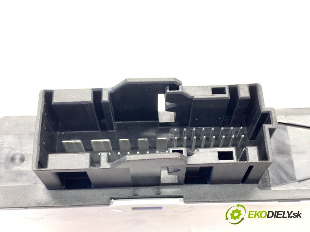 BMW F25 SUV 2013 190 kW xDrive 30 d 2993 Modul CAS 9299335