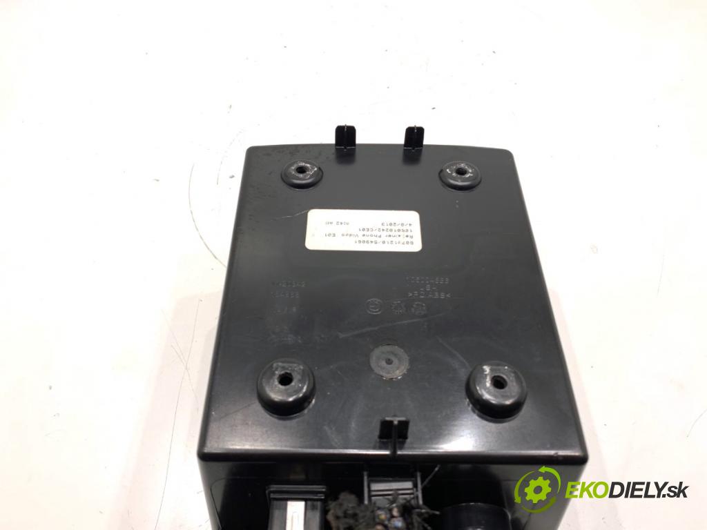 BMW F25 SUV 2013 190 kW xDrive 30 d 2993 Priehradka, kastlík OPERADLO: 105010242