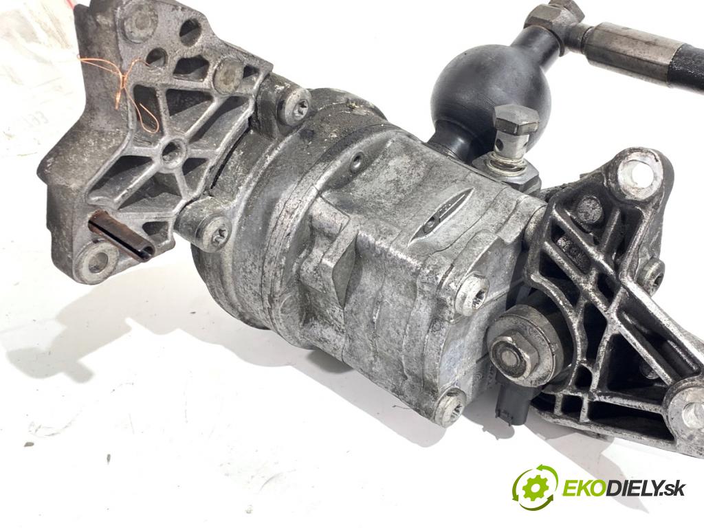 BMW E60 sedan 2007 173 kW 530 d 2993 Pumpa servočerpadlo 6781269 (Servočerpadlo)