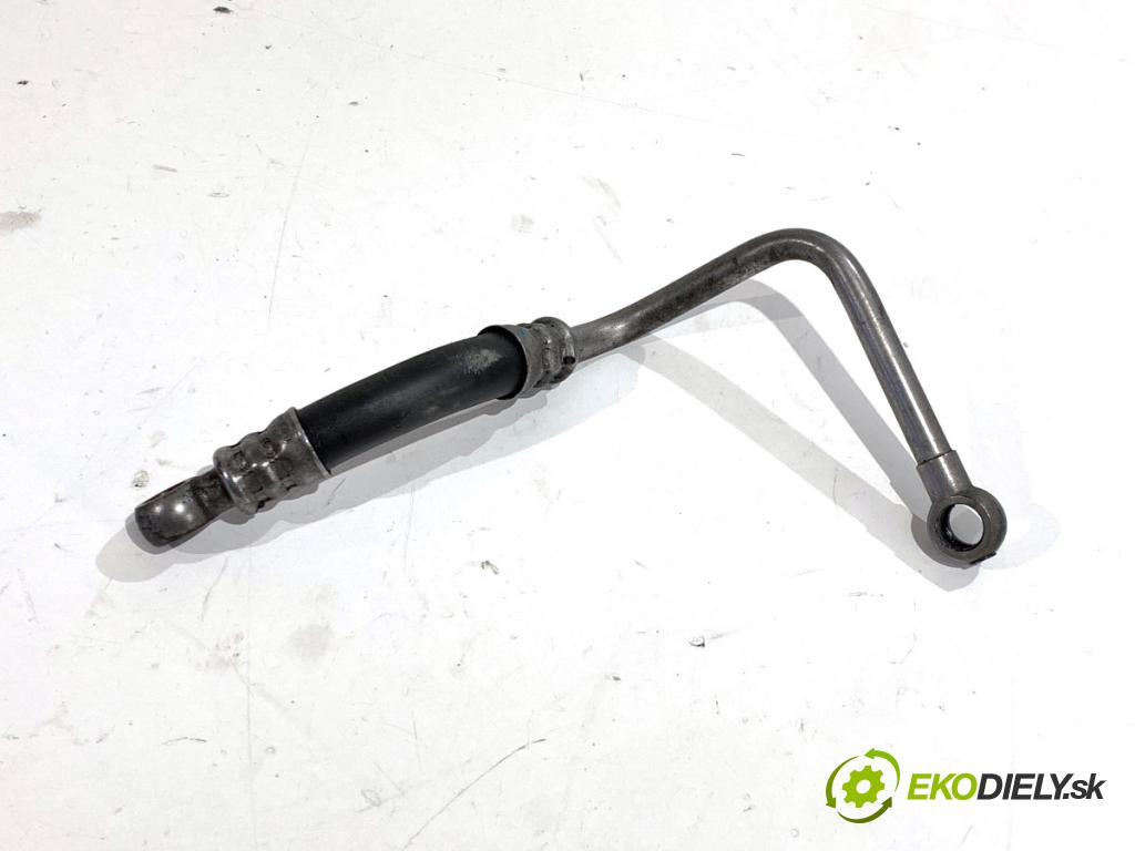 BMW E60 sedan 2007 173 kW 530 d 2993 rúrka turba  (Hadice turbodmychadla)