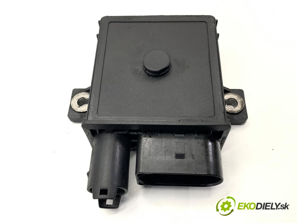 BMW E60 sedan 2007 173 kW 530 d 2993 relé svíček žhavení 0522140701 (Relé)