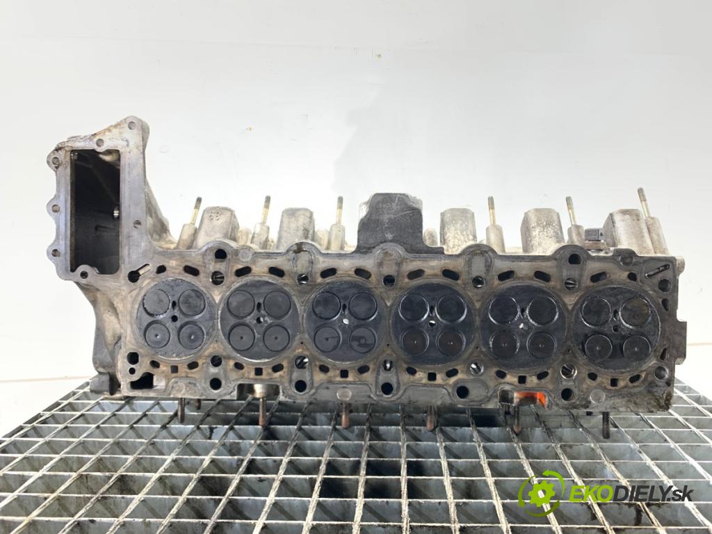 BMW E60 sedan 2007 173 kW 530 d 2993 hlava válců 7792753 (Hlava válců)