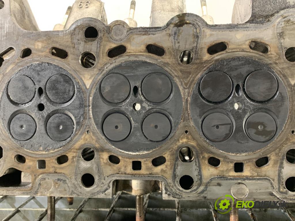 BMW E60 sedan 2007 173 kW 530 d 2993 hlava válců 7792753 (Hlava válců)