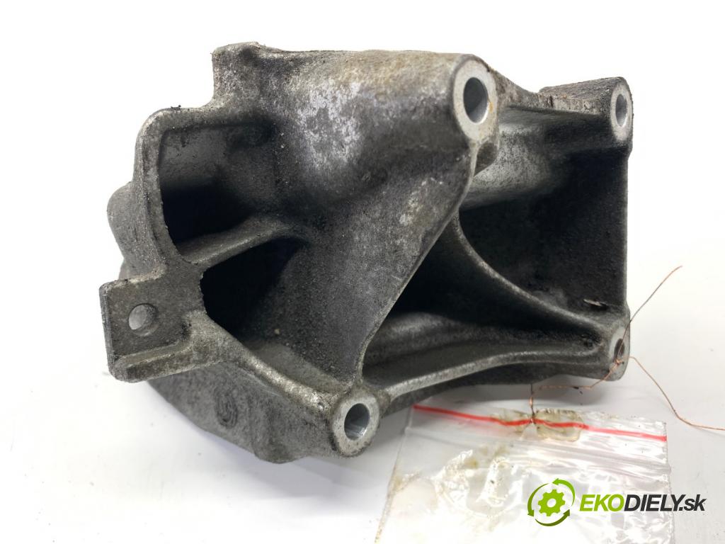 MERCEDES-BENZ SPRINTER 3,5-t Tourer Bus Autobus 2022 125 kW 317 CDI (907.731, 907.733, 907.735) 1950 Držiak Motor A6542240500