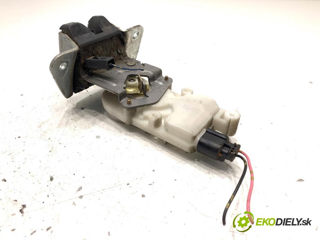 MITSUBISHI GRANDIS nadwozie wielkoprzestrzenne (MPV) 2005 100 kW 2.0 DI-D (NA8W) 1968 zámok dverí zad