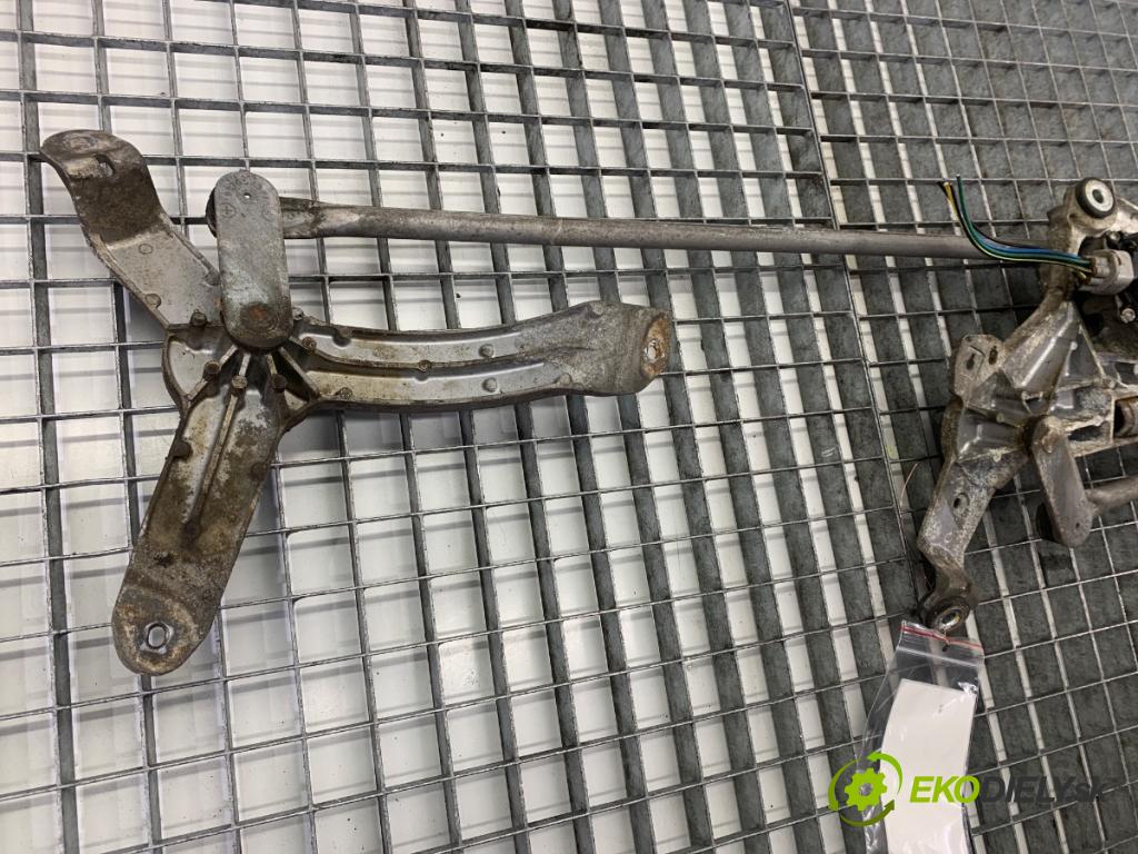 MITSUBISHI GRANDIS nadwozie wielkoprzestrzenne (MPV) 2005 100 kW 2.0 DI-D (NA8W) 1968 Mechanizmus stieračov predný  (Motorček stieračov predný)