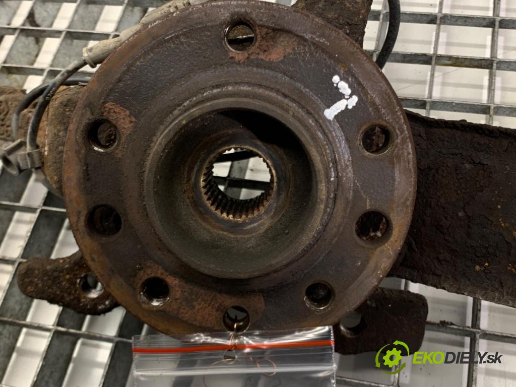 OPEL ASTRA H liftback 2006 66 kW 1.3 CDTI (L08) 1248 náboj ľavy predný