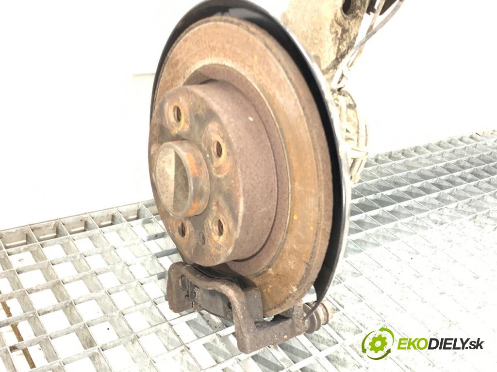 OPEL ASTRA H liftback 2006 66 kW 1.3 CDTI (L08) 1248 výztuha zadní část