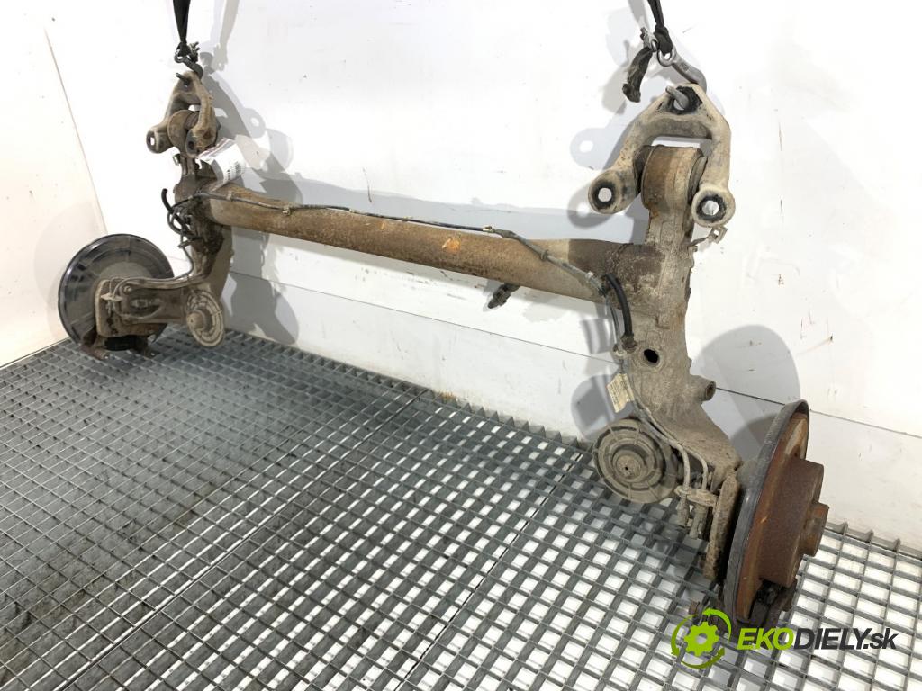 OPEL ASTRA H liftback 2006 66 kW 1.3 CDTI (L08) 1248 výztuha zadní část