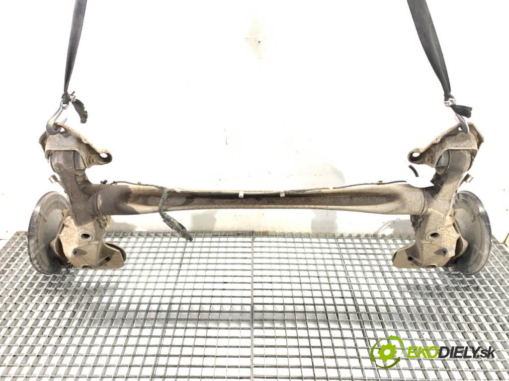 OPEL ASTRA H liftback 2006 66 kW 1.3 CDTI (L08) 1248 výztuha zadní část