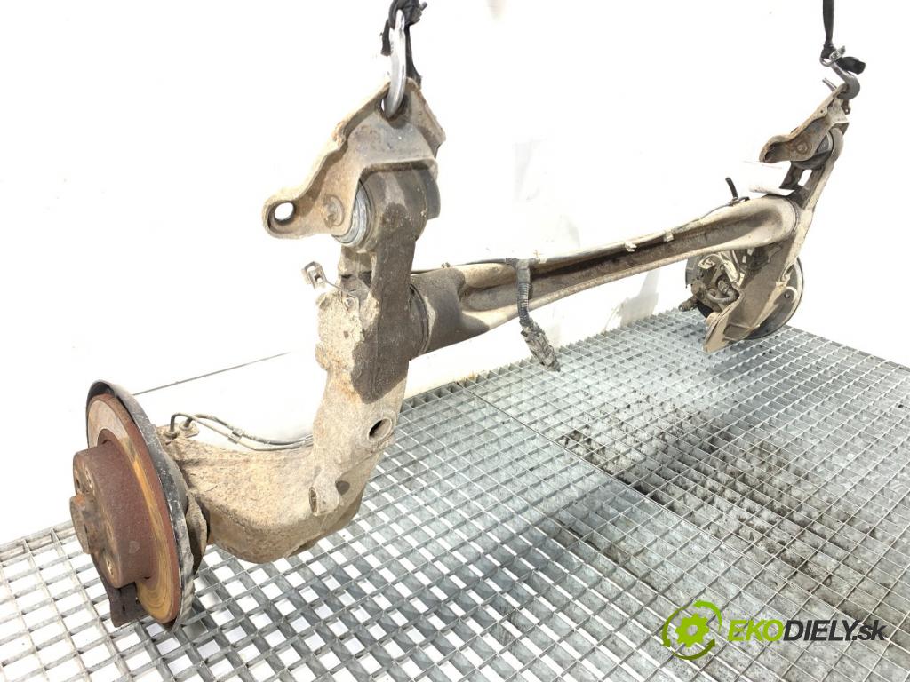 OPEL ASTRA H liftback 2006 66 kW 1.3 CDTI (L08) 1248 výztuha zadní část