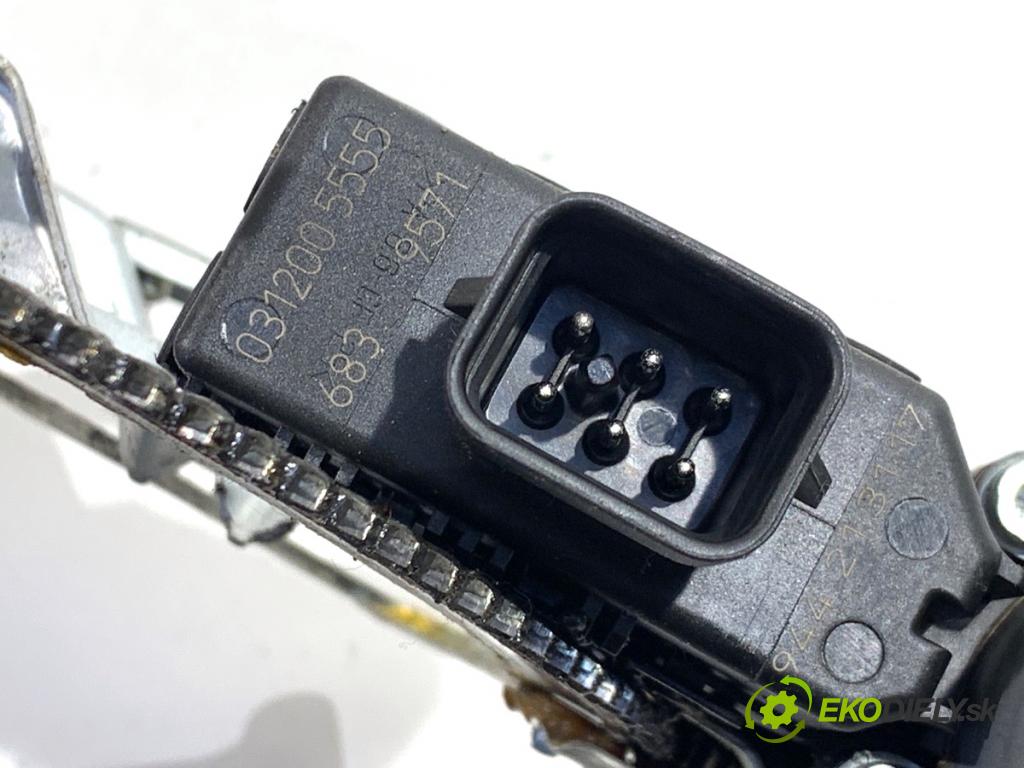 OPEL ASTRA H liftback 2006 66 kW 1.3 CDTI (L08) 1248 Mechanizmus okna ľavy predný