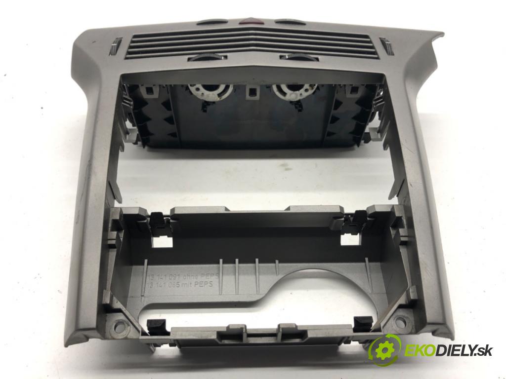 OPEL ASTRA H liftback 2006 66 kW 1.3 CDTI (L08) 1248 mří topení přední část 13100105