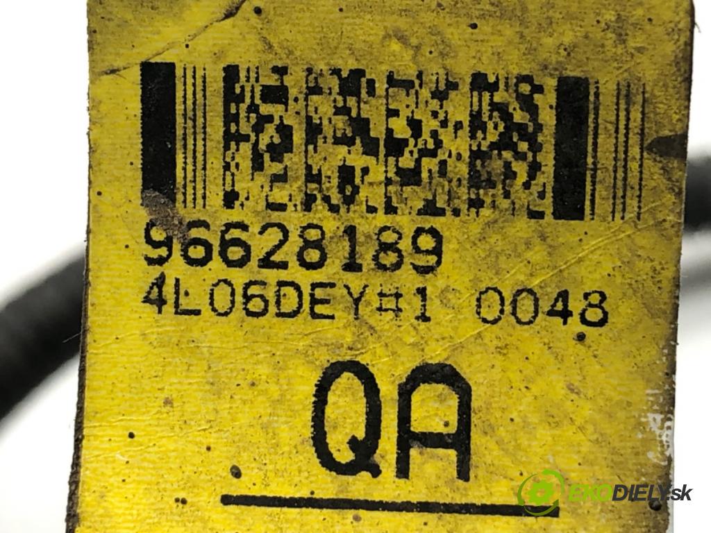 OPEL ANTARA A SUV 2014 135 kW 2.2 CDTi 4x4 2231 káblovačka PDC přední část 96628189