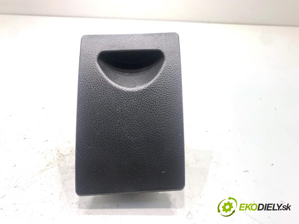 OPEL ANTARA A SUV 2014 135 kW 2.2 CDTi 4x4 2231 přihrádka kastlík volantu 95129844