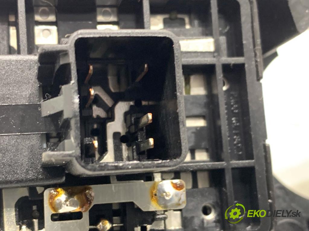 OPEL ANTARA A SUV 2014 135 kW 2.2 CDTi 4x4 2231 Prepínač kombinovaný  (Prepínacie páčky pod volantom)