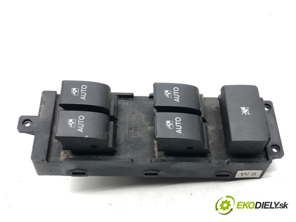 OPEL ANTARA A SUV 2014 135 kW 2.2 CDTi 4x4 2231 Prepínač okien 202007455 (Prepínacie páčky pod volantom)