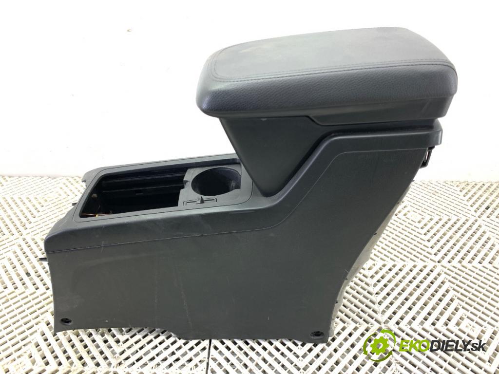 OPEL ANTARA A SUV 2014 135 kW 2.2 CDTi 4x4 2231 loketní opěrka  (Loketní opěrka)