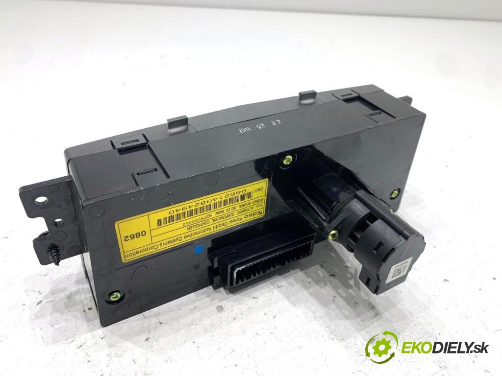 OPEL ANTARA A SUV 2014 135 kW 2.2 CDTi 4x4 2231 Panel ovládania kúrenia 94560862 (Prepínacie páčky pod volantom)