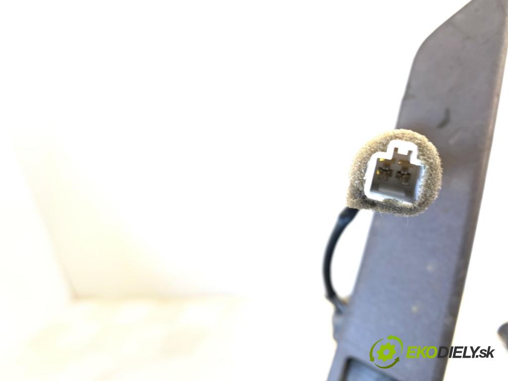 OPEL ANTARA A SUV 2014 135 kW 2.2 CDTi 4x4 2231 Lišta dverí zad 95389437