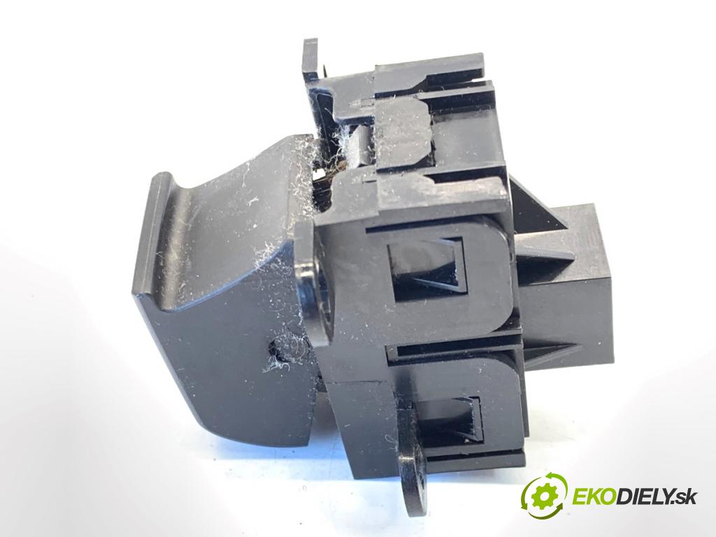 OPEL ANTARA A SUV 2014 135 kW 2.2 CDTi 4x4 2231 Kulisa brzdy ručnej brzdy 20786127