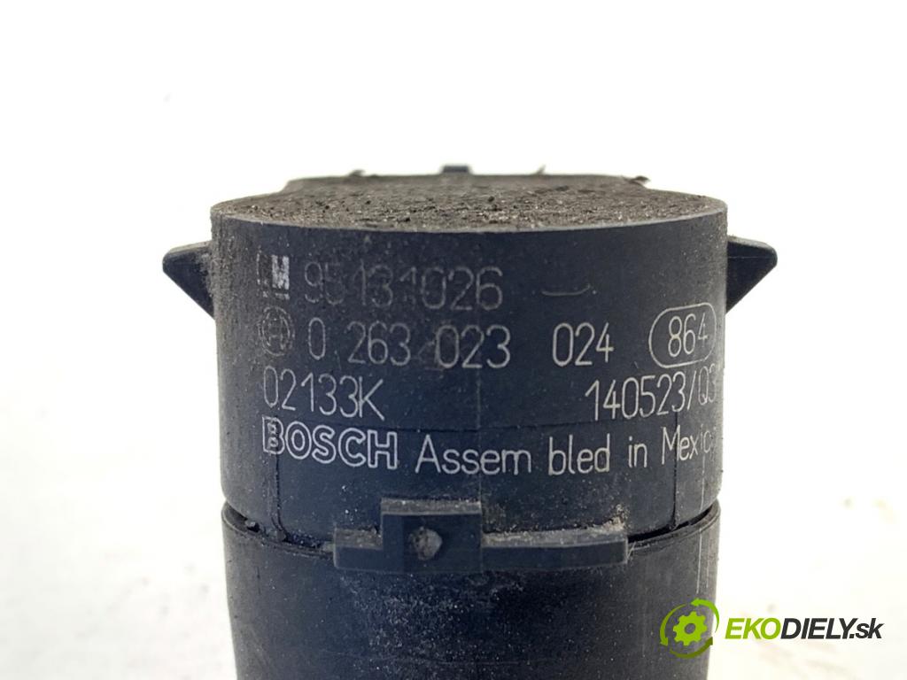 OPEL ANTARA A SUV 2014 135 kW 2.2 CDTi 4x4 2231 Snímač PDC 95131026