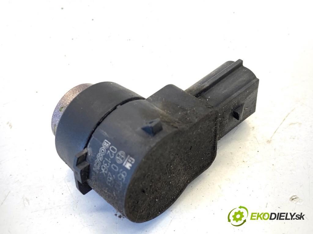 OPEL ANTARA A SUV 2014 135 kW 2.2 CDTi 4x4 2231 Snímač PDC 95131026