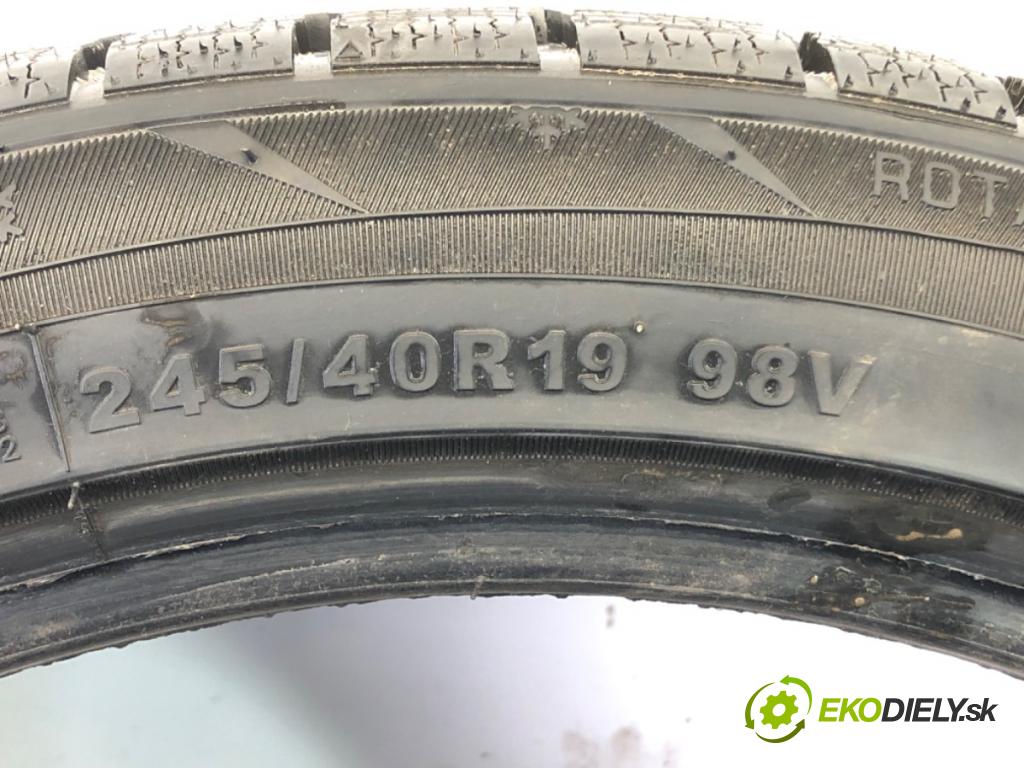 --- ---      PNEUMATIKY: zima 2X 245/40 19" FIREMAX: